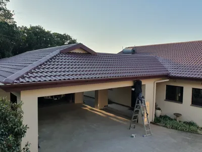 Double carport construction and finishing.