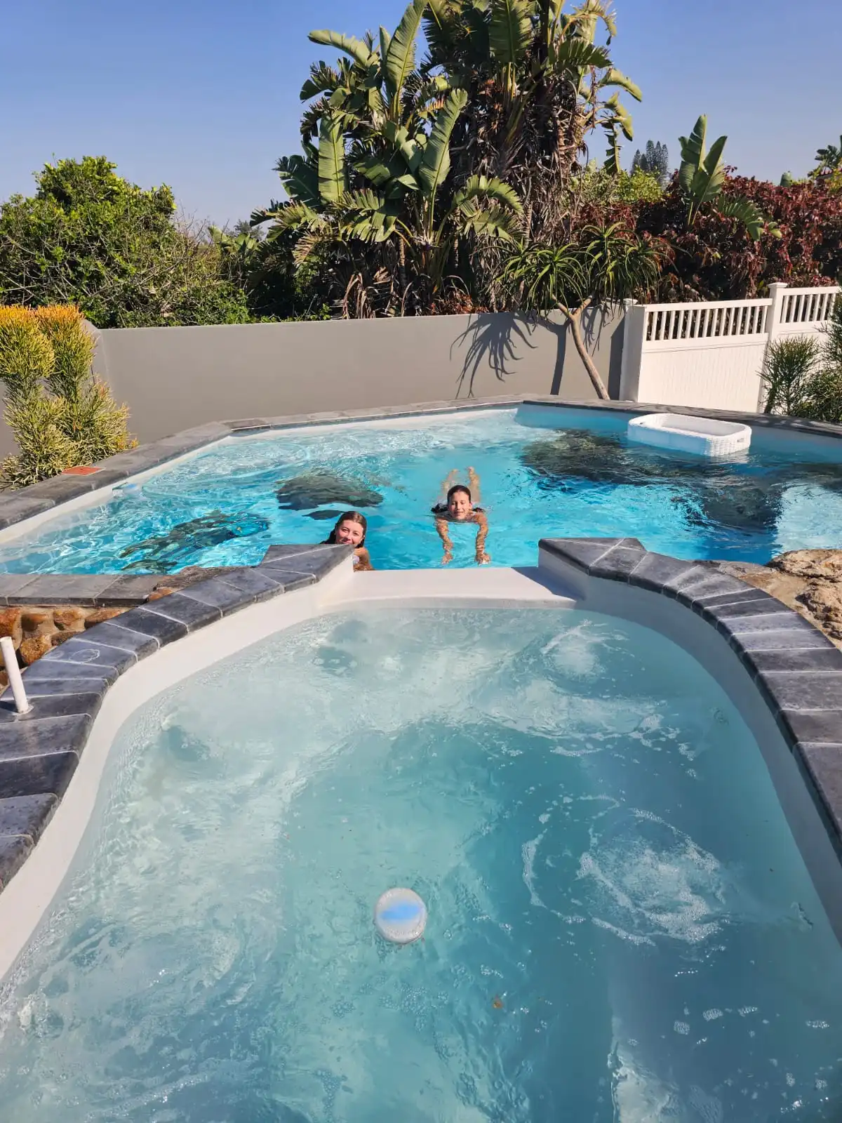 Concrete swimming pool construction